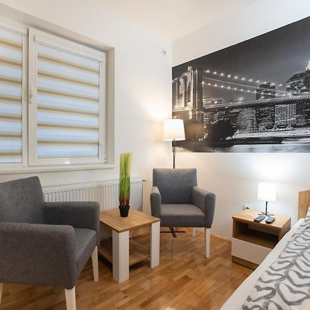 V & V Studio Apartments 2 Nisz Zewnętrze zdjęcie